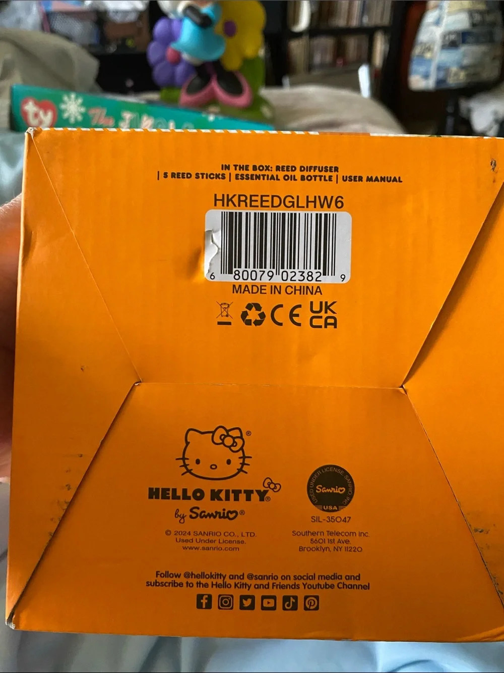 Hello Kitty Orange Box with Purple Hat and Pink Bow Reed Diffuser